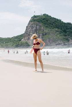 Calcinha Biquíni Aquarius Vinho - Cosmo