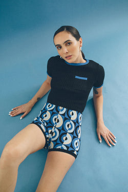 Hot Pants Tricot Eclipse por Angelica Bucci - COSMO