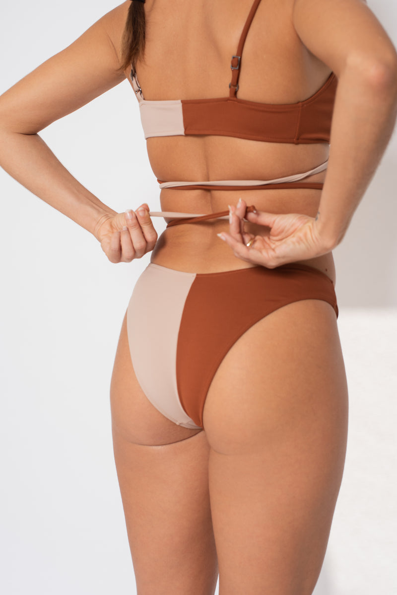 Calcinha Biquíni Atena Bicolor Marrom/Khaki - Cosmo